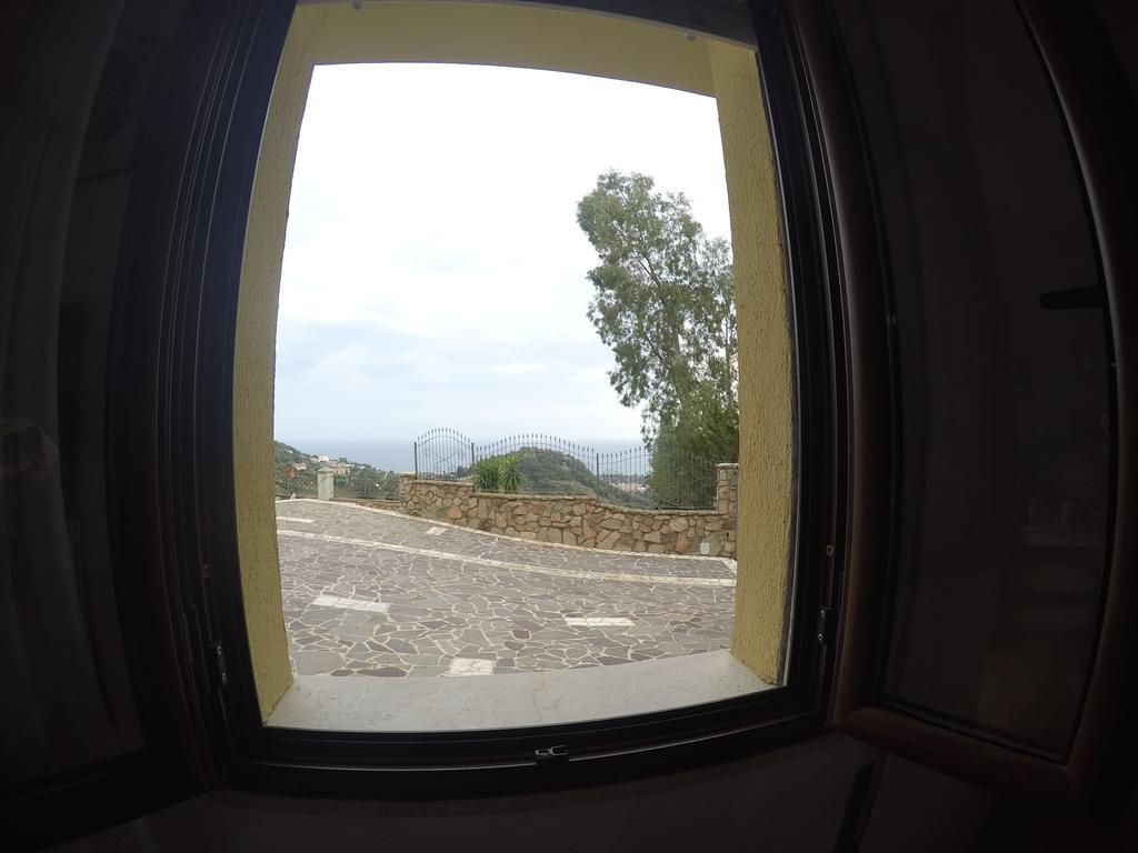 Appartamenti Con Vista Panoramica Santa Maria Navarrese Exterior foto