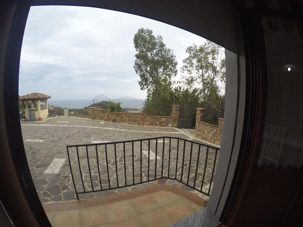 Appartamenti Con Vista Panoramica Santa Maria Navarrese Exterior foto